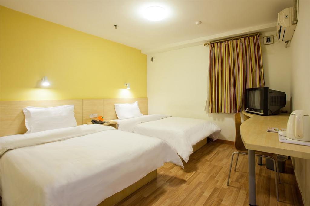 7 Days Inn Heze Mudan Road Branch Exterior photo